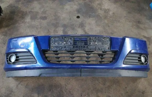 Opel Astra H Front bumper 