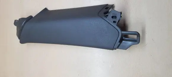 Porsche Macan (95B) (C) pillar trim 95B867288