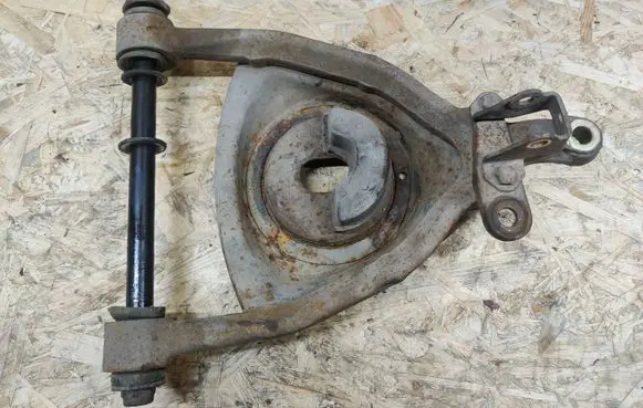 Jaguar XJS Front lower control arm/wishbone