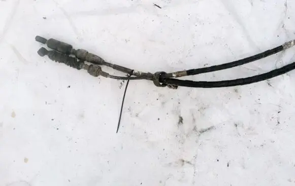 Subaru Legacy Gear shift cable linkage