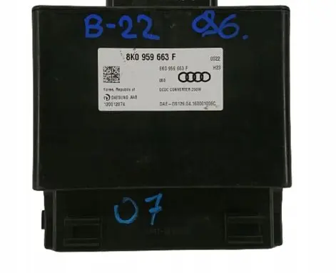 Audi A4 S4 B8 8K Voltage converter/converter module 8K0959663F