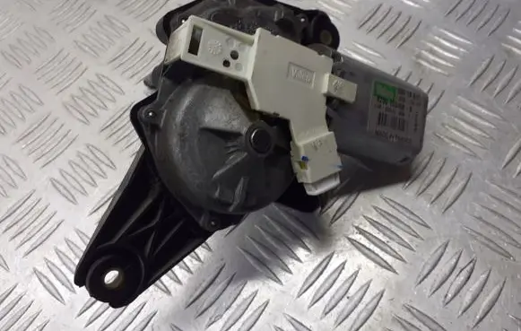 Renault Scenic II - Grand scenic II Rear window wiper motor 8200153458-B