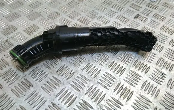 Volvo XC60 Turbo air intake inlet pipe/hose 31441871