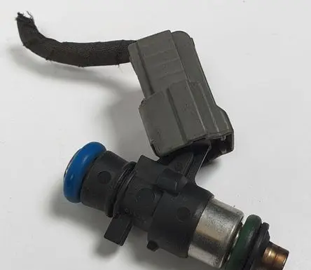 Smart ForTwo II Fuel injector 1465A337