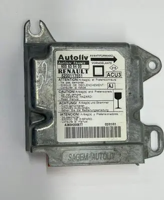 Renault Megane I Airbag control unit/module 8200117651