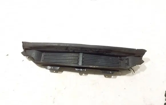 Volvo XC90 Intercooler air channel guide 31353797