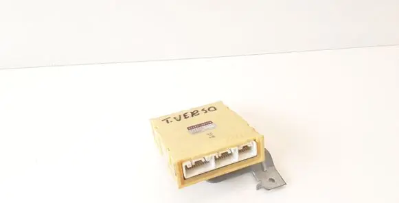 Toyota Avensis Verso Other control units/modules 8865044210 0771005520