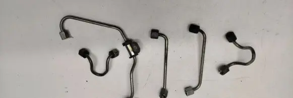 KIA Carens III Fuel line pipe