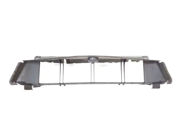 Mercedes-Benz E C207 W207 Intercooler air channel guide A2075050430