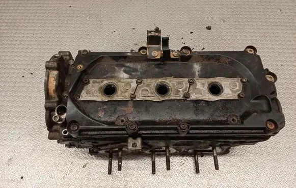 Volkswagen Phaeton Engine head 