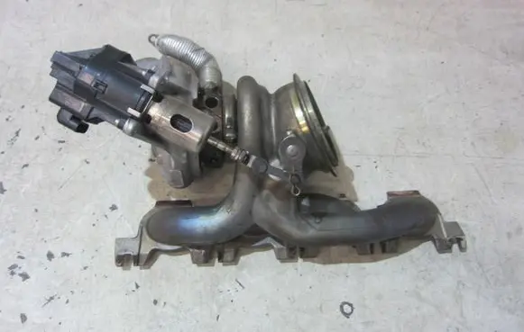 BMW X1 F48 F49 Turbo 11657641800