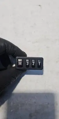 BMW 5 E39 Seat control switch 8352160