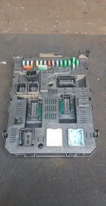 Peugeot Partner Comfort/convenience module 966405878001 281208364 281192462C