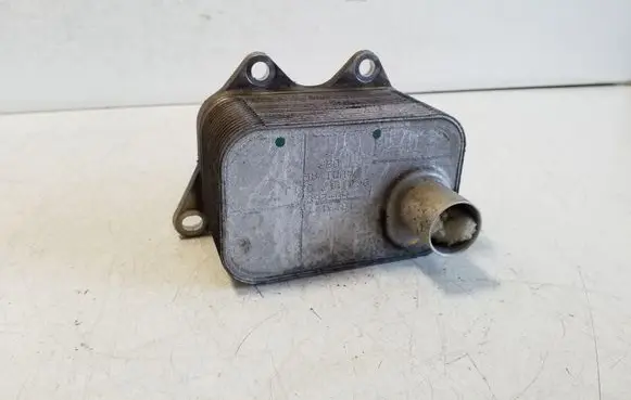 Skoda Superb B6 (3T) Oil filter mounting bracket 06J117021J