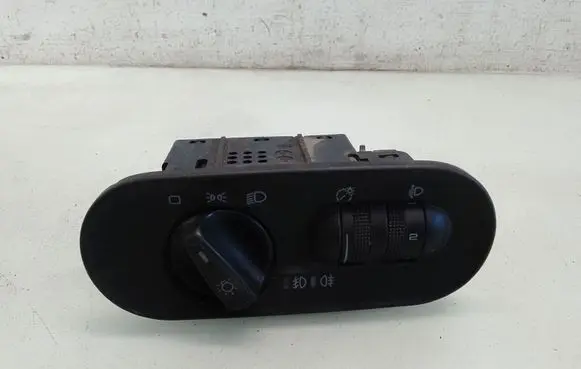 Seat Alhambra (Mk1) Light switch 98504051557