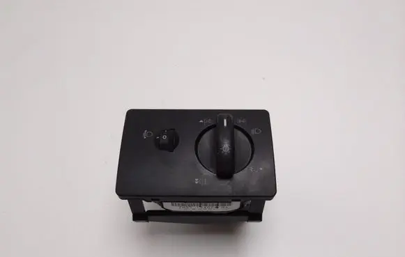 Ford Focus Light switch 7M5T13A024MA