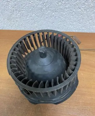 Volkswagen Golf III Air conditioning (A/C) fan (condenser) 1H1819021 E927