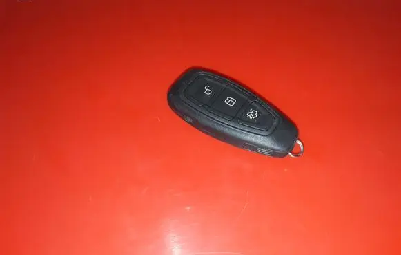 Ford Grand C-MAX Ignition key/card NOCODE