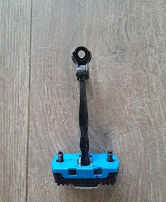 KIA Sportage Front door check strap stopper DGD