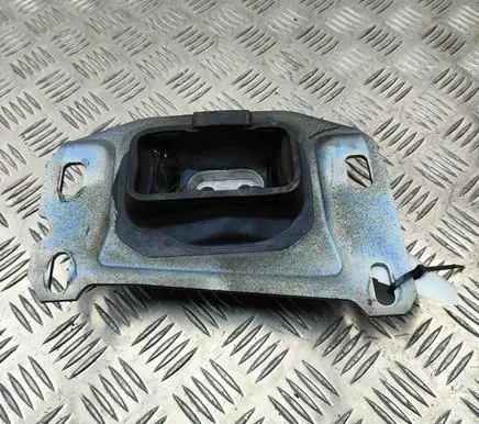 Opel Astra L Engine mount bracket 9813699680