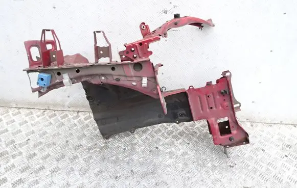 Toyota Verso Front quarter panel 