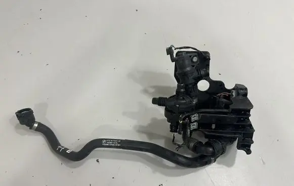 BMW i4 Electric auxiliary coolant/water pump 8651287 8479109