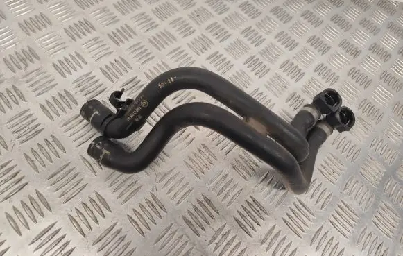 Volkswagen Jetta VI Coolant pipe/hose 5C0121049E