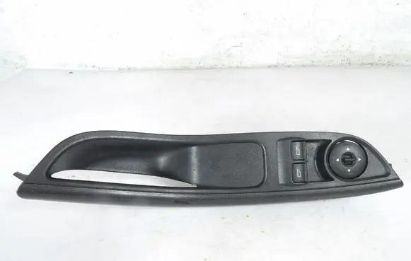 Ford Focus ST Other switches/knobs/shifts BM51-A240A41-BDW