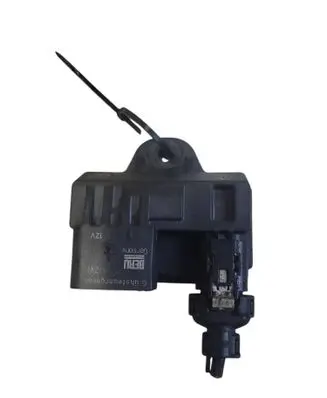BMW 6 F12 F13 Glow plug pre-heat relay 851947202 0522140104