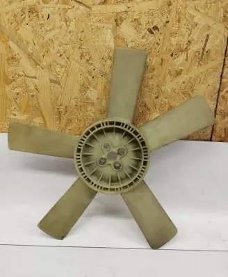 Mercedes-Benz 200 300 W123 Fan impeller 1152050106