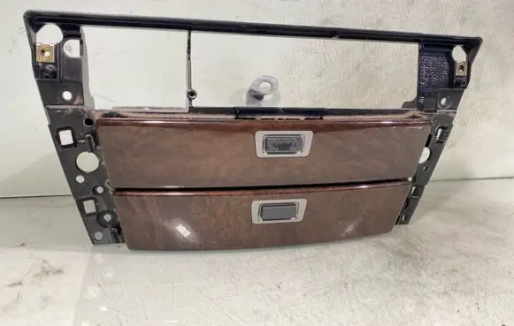 BMW 7 E65 E66 Dashboard storage box/compartment 12145100