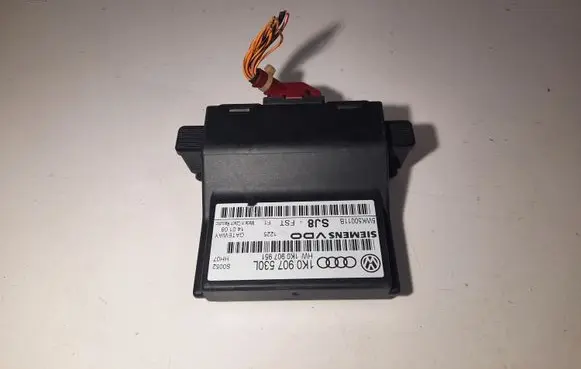 Volkswagen PASSAT B7 Gateway control module 1K0907530L