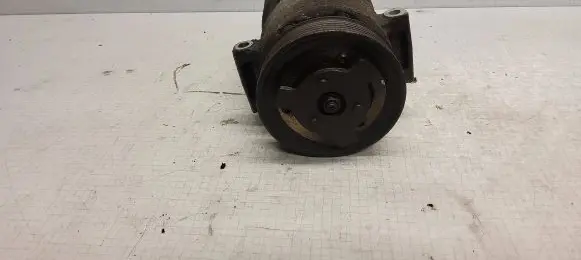 Opel Insignia A Air conditioning (A/C) compressor (pump)