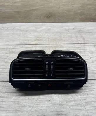 Volkswagen Polo V 6R Dash center air vent grill 6RF819728A 29102010 VW250