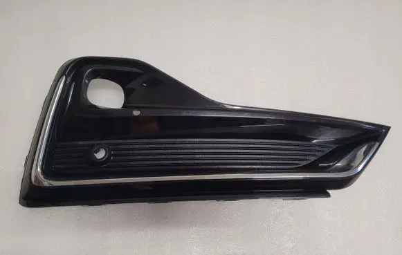 Ford Galaxy Tow hook cap/cover LM2B19952