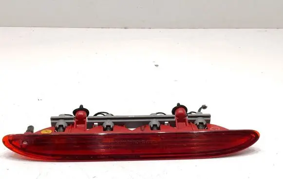 KIA Venga Third/center stoplight 927001P01965