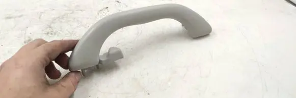 Volkswagen PASSAT B5 Rear interior roof grab handle 3B0857608