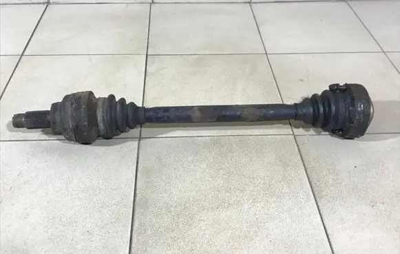 BMW 5 E39 Front driveshaft