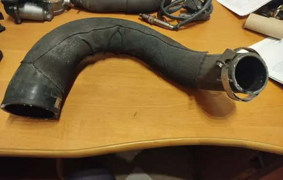 Audi A6 S6 C8 4K Intercooler hose/pipe 4K0145738R