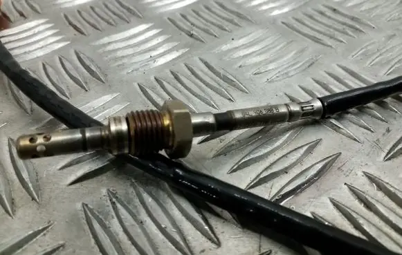 Seat Leon (5F) Exhaust gas temperature sensor 04L906088B 726