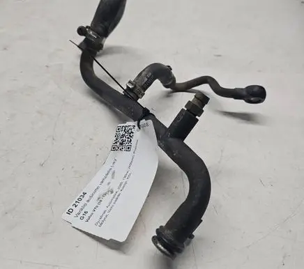 Volvo V70 Engine coolant pipe/hose 30751749