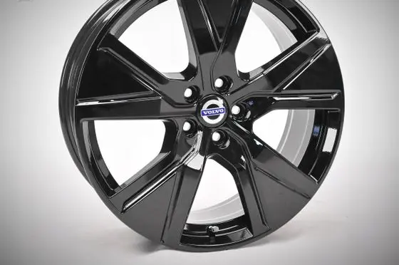 Volvo XC40 R19 alloy rim 32243375