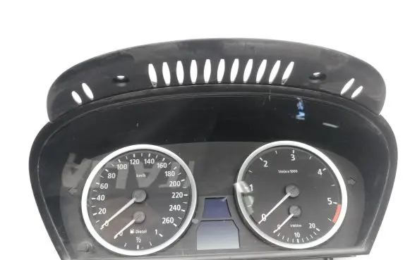 BMW 5 E60 E61 Speedometer (instrument cluster) 9135253