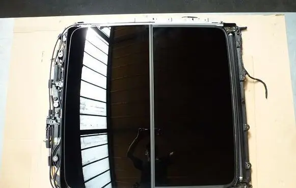 BMW 1 F40 Sunroof set 9478552T