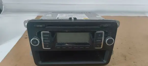Volkswagen Touran II Radio/CD/DVD/GPS head unit 5K0035156
