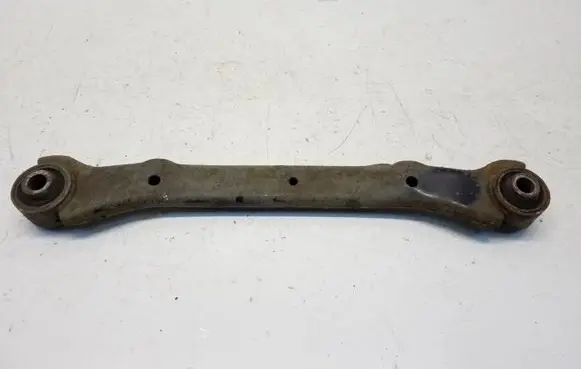 Hyundai ix35 Rear control arm 551002S050