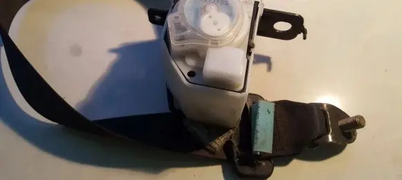 Mitsubishi Lancer Rear seatbelt C7177E6