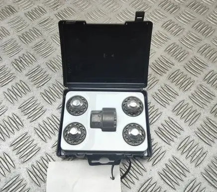 KIA EV6 Anti-theft wheel nuts and lock LP490ADU01