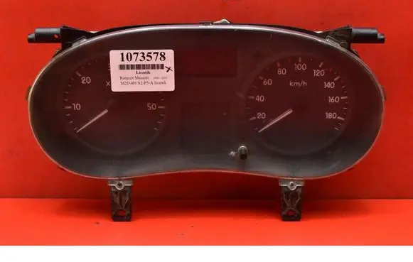 Renault Mascott Speedometer (instrument cluster) P8200506717