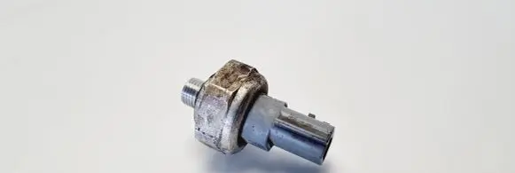 Renault Zoe Air conditioning (A/C) pressure sensor 921361722R